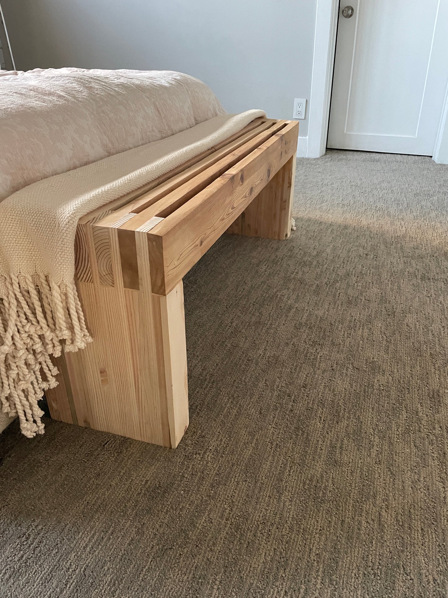 Palisade Bench 001